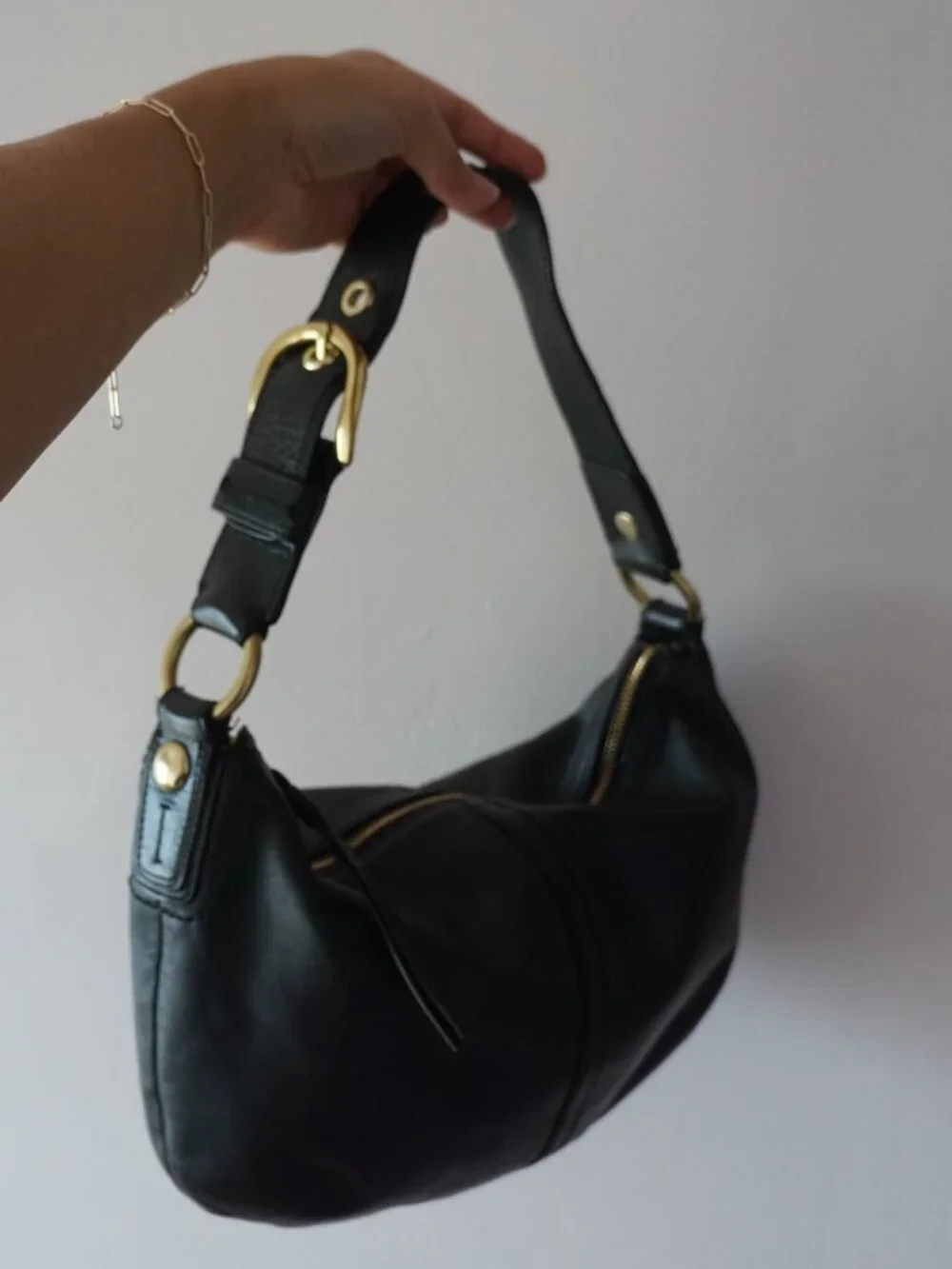 Vintage Coach Genuine Leather Medium Shoulder Bag 🖤✨
